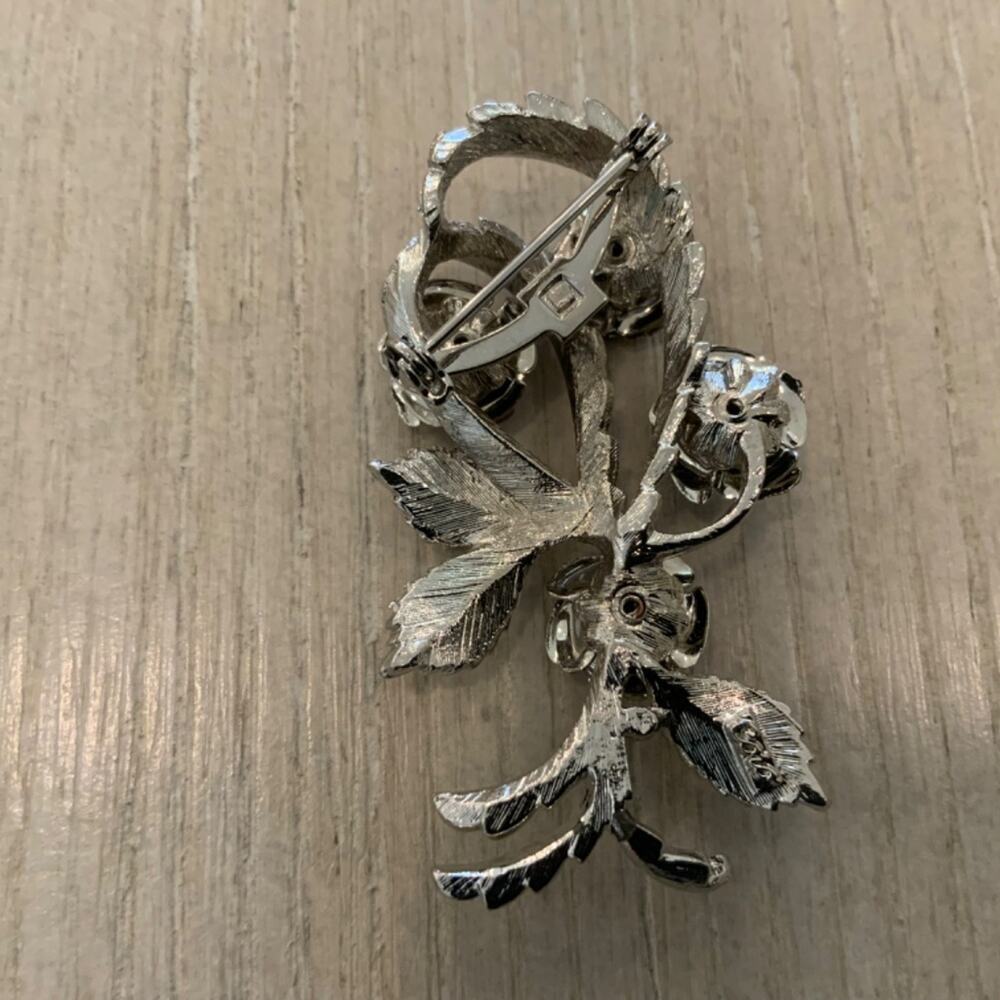 Coro Signed Brooch - Picture 3 of 4